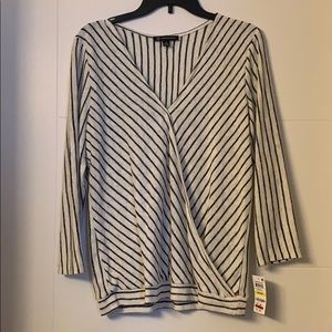 Long sleeve lightweight sweater